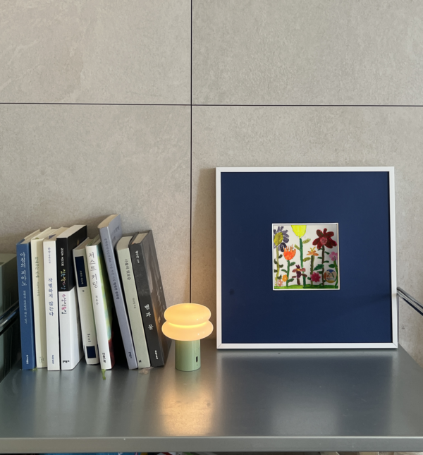 딥블루 마운트 & 화이트 프레임